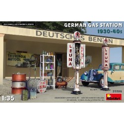 GERMAN GAS STATION 1930 - 1940